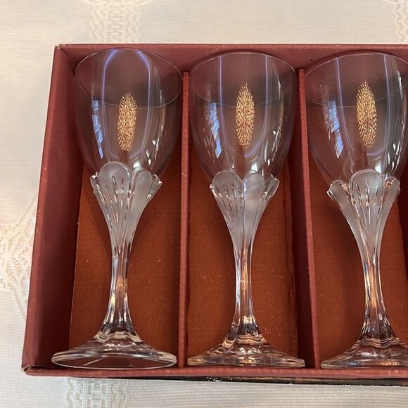 Granville  by CRISTAL D'ARQUES-DURAND glasses 4 oz set of 6. - Picture 5 of 5